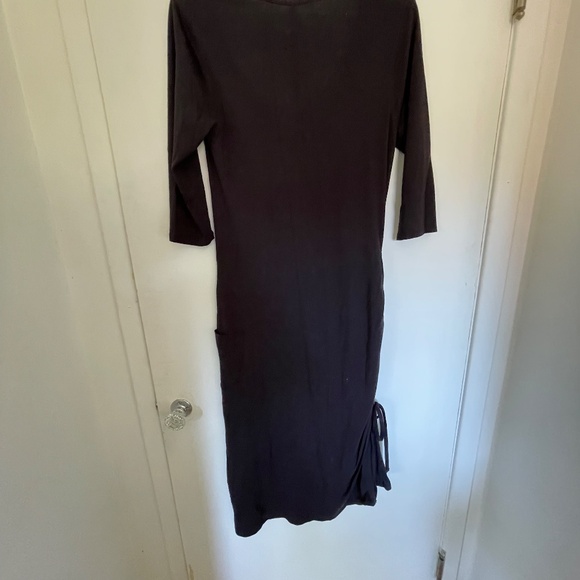 Jersy knit Midi dress in midnight blue, Horny Toad - Picture 5 of 8